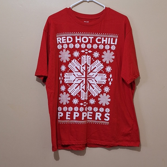 Red Hot Chilli Peppers Christmas Tshirt - Picture 1 of 4